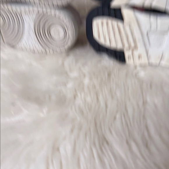 Nike and New Balance Red, White, and Navy Baby Sneakers Size 7-7.5 - Picture 3 of 8